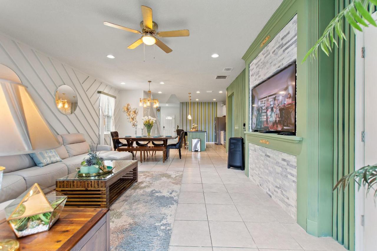 Stylish Cozy Family Getaway With Private Pool And Lake View Kissimmee Extérieur photo