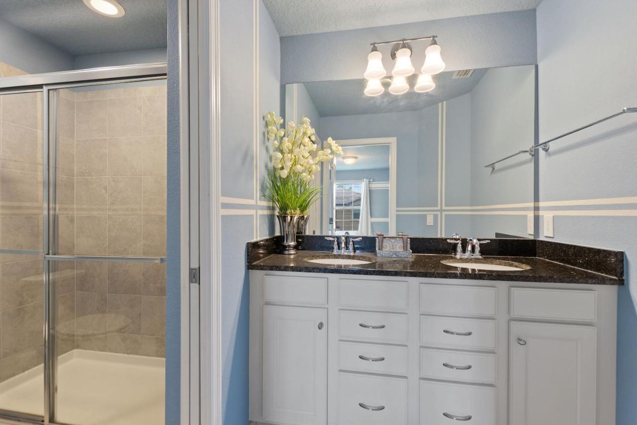 Stylish Cozy Family Getaway With Private Pool And Lake View Kissimmee Extérieur photo